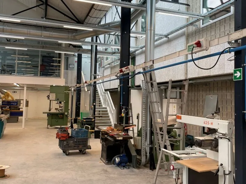 Werkplaats met stofafzuiging